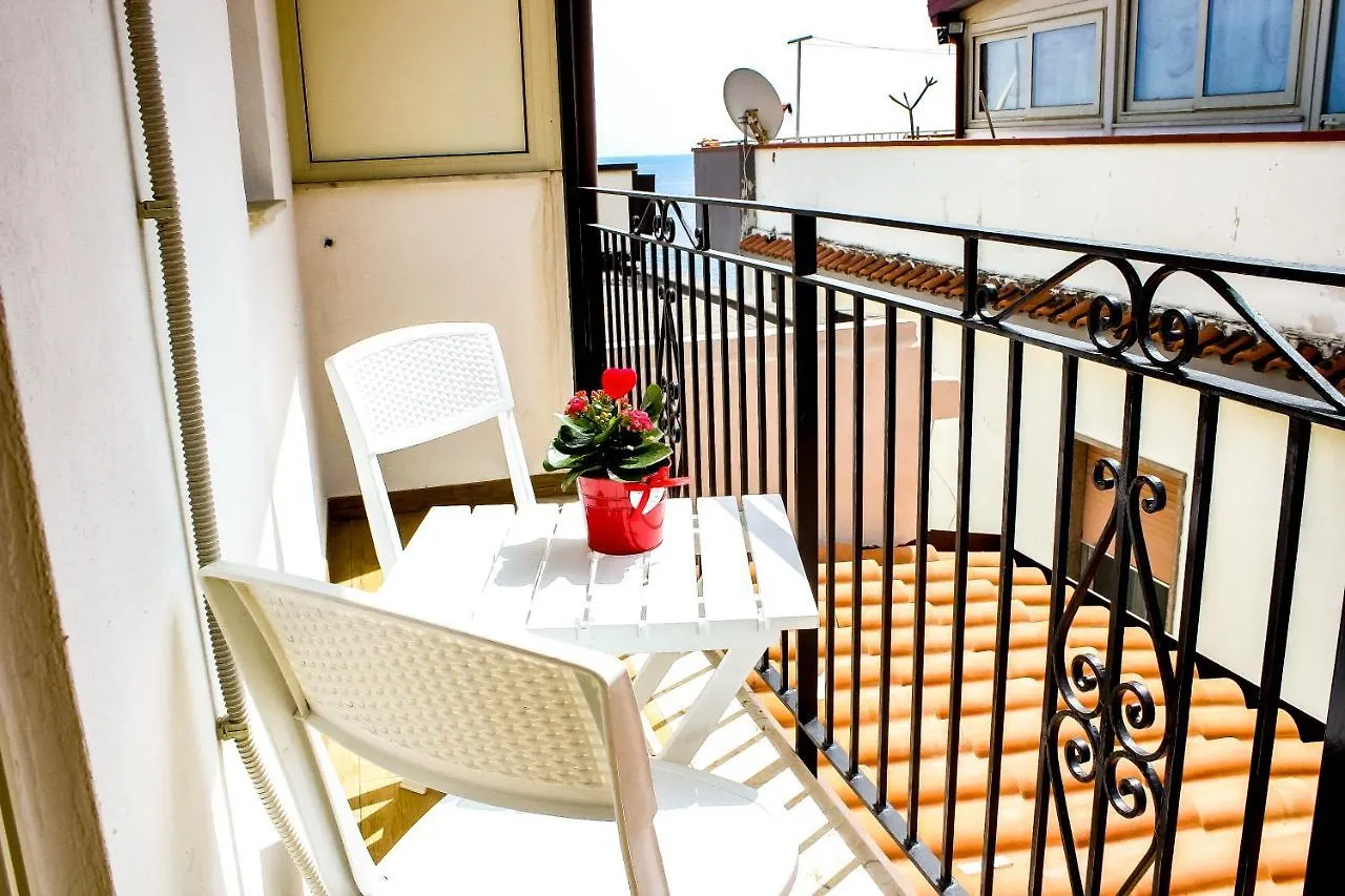 Casa Peppino Apartment Letojanni