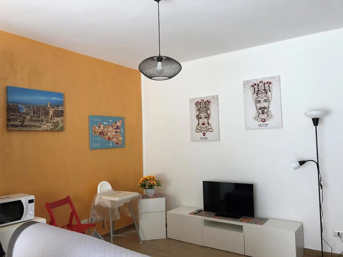 Casa Peppino Apartment Letojanni